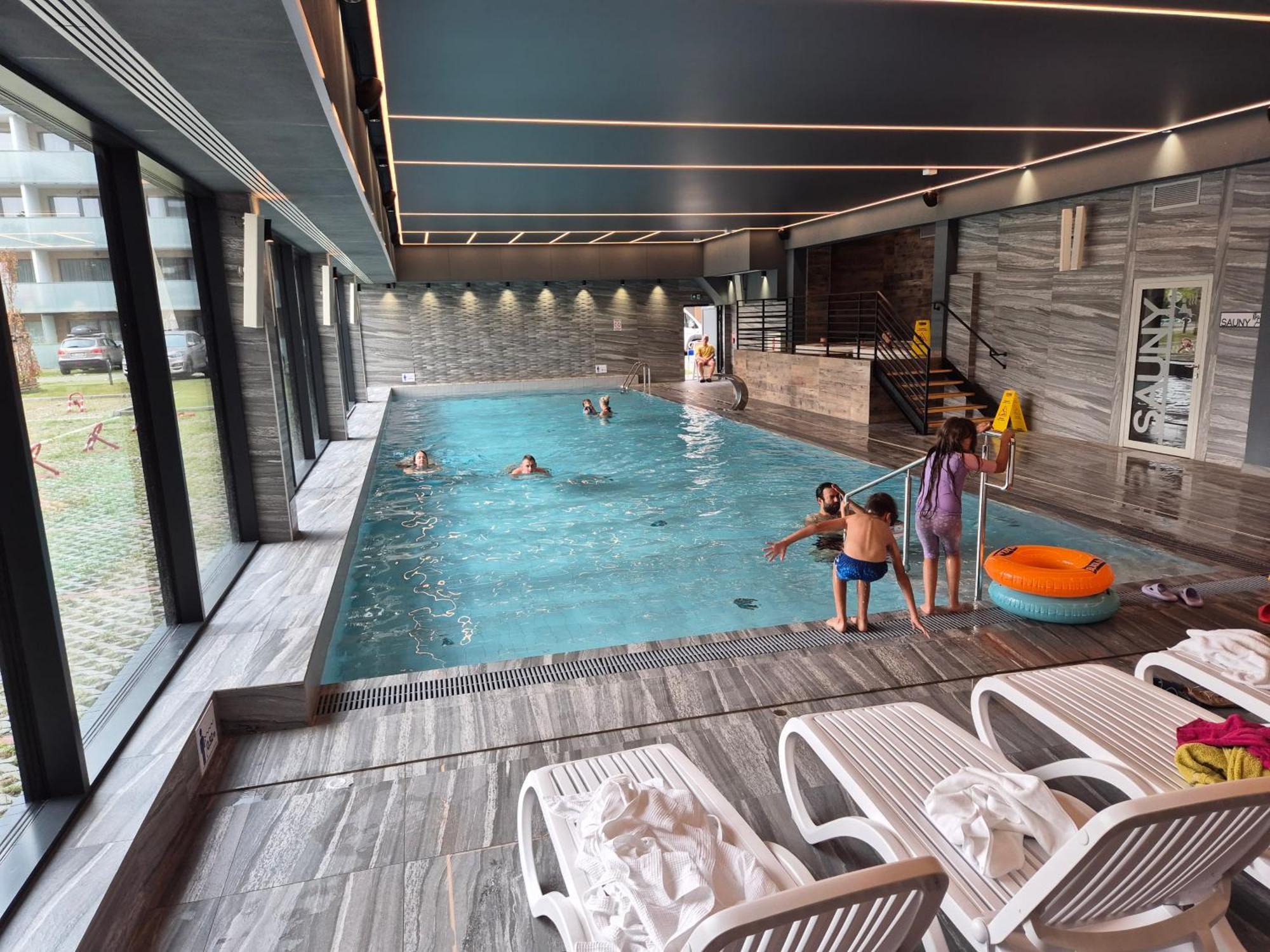 Apartamenty Kasprowicza 20A Klimatyzacja Basen Fintess Sauny Parking Bawialnia Zmywarkataras Wysoki Standard W Pelni Wyposazony Kołobrzeg Exterior foto