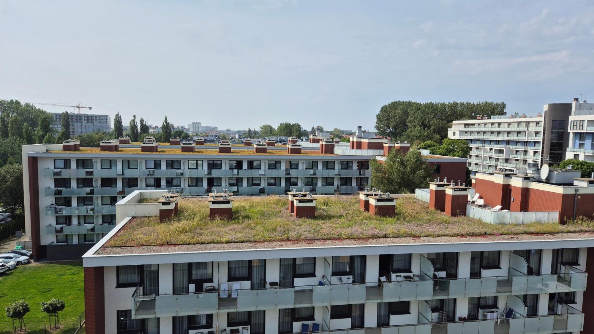 Apartamenty Kasprowicza 20A Klimatyzacja Basen Fintess Sauny Parking Bawialnia Zmywarkataras Wysoki Standard W Pelni Wyposazony Kołobrzeg Exterior foto