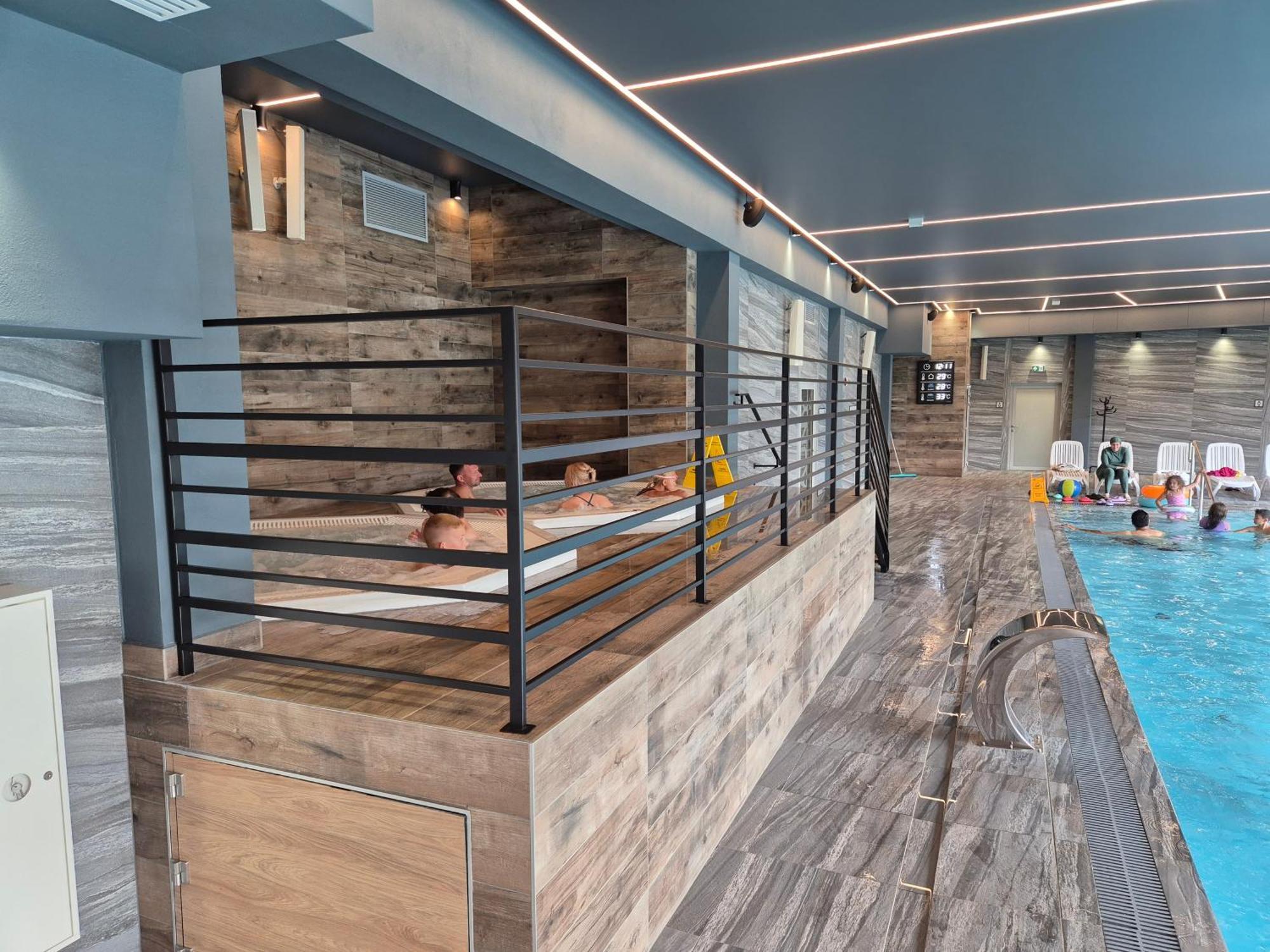 Apartamenty Kasprowicza 20A Klimatyzacja Basen Fintess Sauny Parking Bawialnia Zmywarkataras Wysoki Standard W Pelni Wyposazony Kołobrzeg Exterior foto